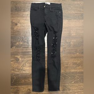 FRAME Ripped Skinny Jeans